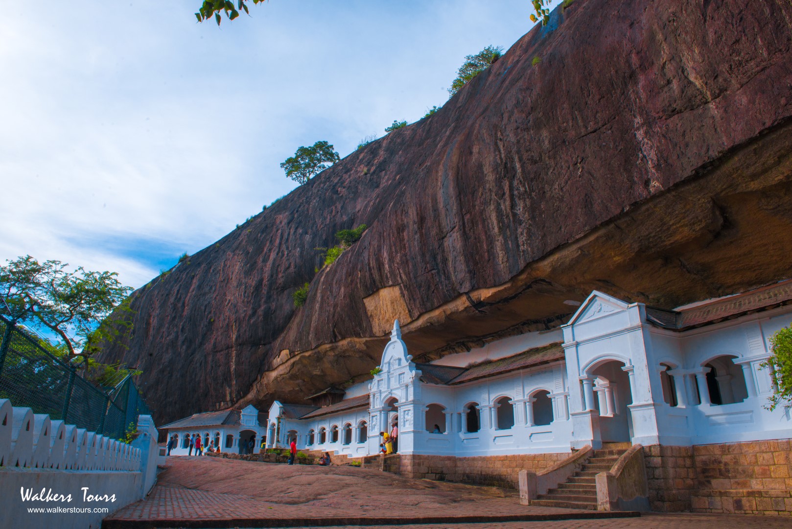 Dambulla Cave Temple